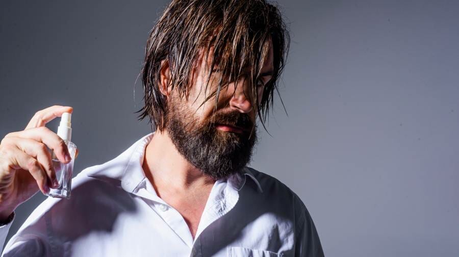 How to Apply Cologne the Right Way? 3 Rules You Should Know!